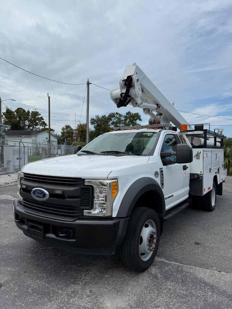 2017 Ford F-550's photo