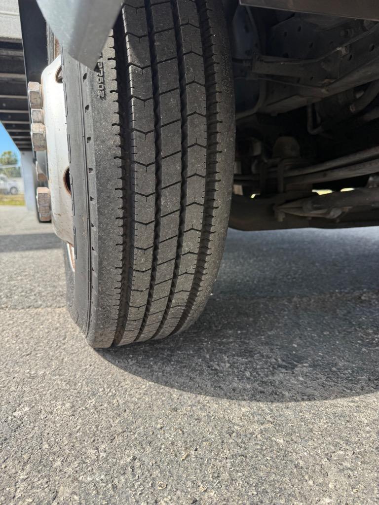 2012 Mitsubishi Fuso FE - Photo 21