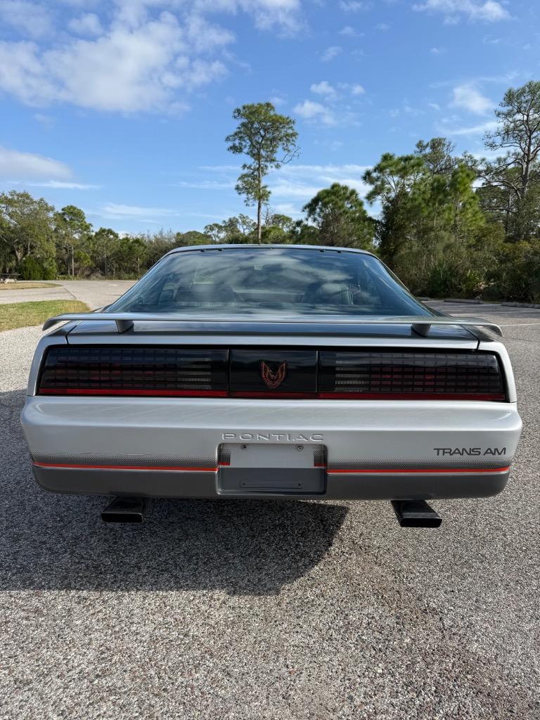1985 Pontiac Firebird - Photo 6