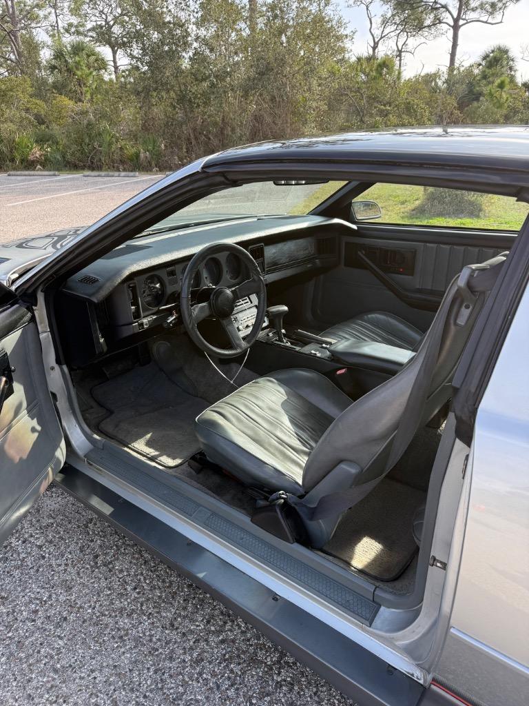1985 Pontiac Firebird - Photo 14